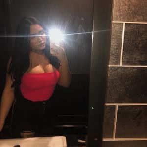 Meet your Posher, Angelice